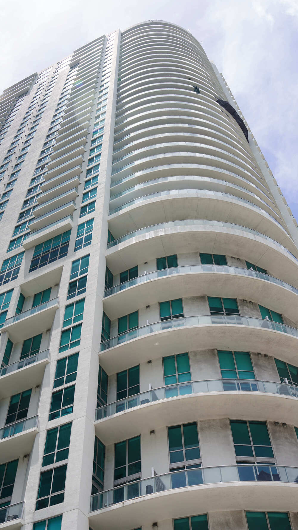 Met 1 Residences  photo 3